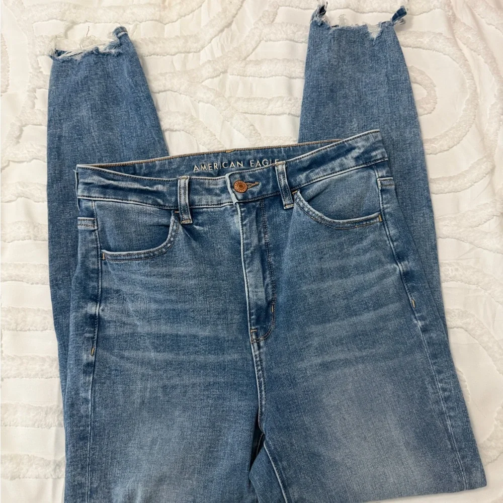 American Eagle Outfitters Distressed Blue Dream Jeans - Picture 1 of 10